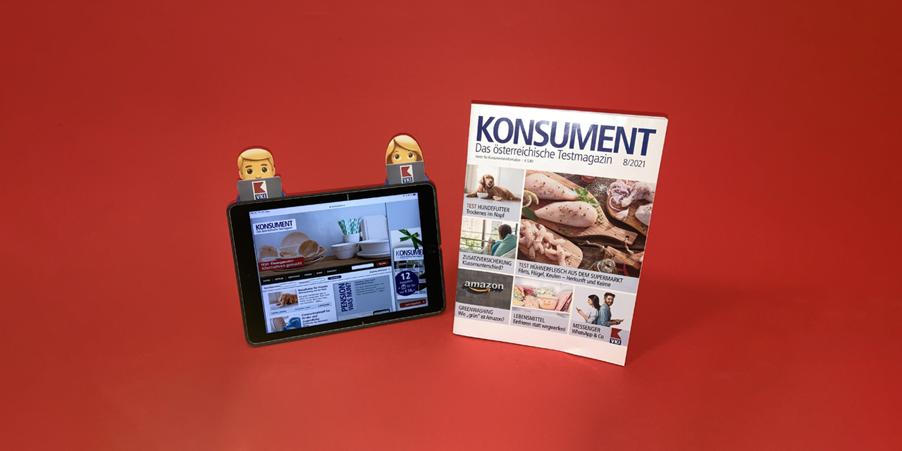 Ein Tablet neben einem KONSUMENT-Heft.