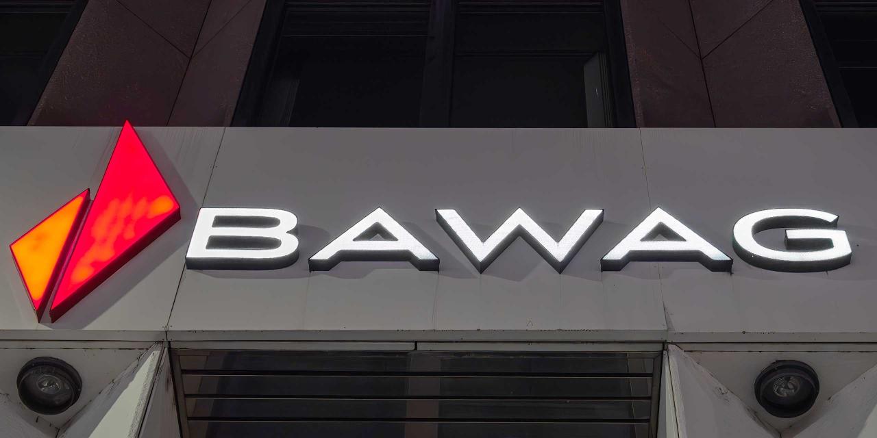 Bawag-Schriftzug an einer Fassade