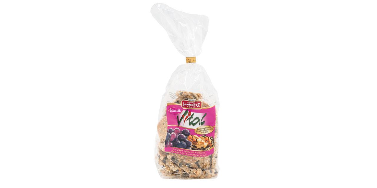 Eine Packung Lambertz Vital Klassik in durchsichtiger Plastikverpackung und pinkem Etikett. 