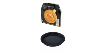 Schwarze Tarteform alleine und die dazugehörige Kartonverpackung