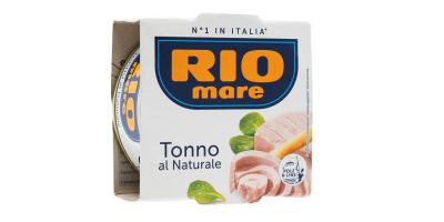 Eine Dose Rio Mare Thunfisch in Kartonverpackung.