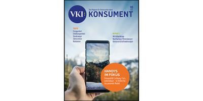 Das Coverbild von KONSUMENT 10/2025 zeigt ein Handy