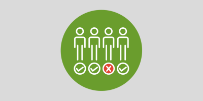 Icon mit 4 Personen in einer Reihe nebeneinander auf grünem rundem Hintergrund. Dritte Person davon istmit ienem roten X Symbol markiert