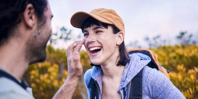 Sonnencreme fürs Gesicht im Test: Welche schützt am besten?