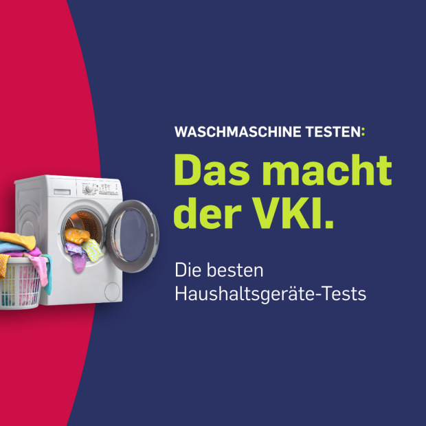 Werbegrafik des VKI mit Text zu Haushaltsgeräte-Tests und einer geöffneten Waschmaschine, vor der ein voller Wäschekorb steht.