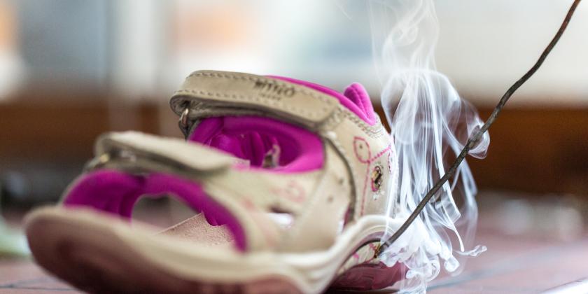 Schadstoffprüfung bei Kinderschuhen