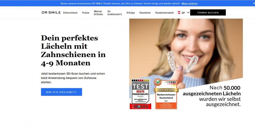 Screenshot zeigt die Startseite von DrSmile