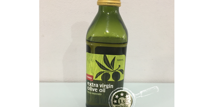 Eine Flasche Olivenöl von coles