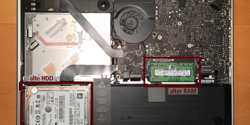 Aufgeschraubtes MacBook.