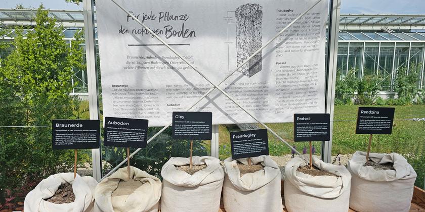 Unterschiedliche Bodenarten in Stoffsäcken