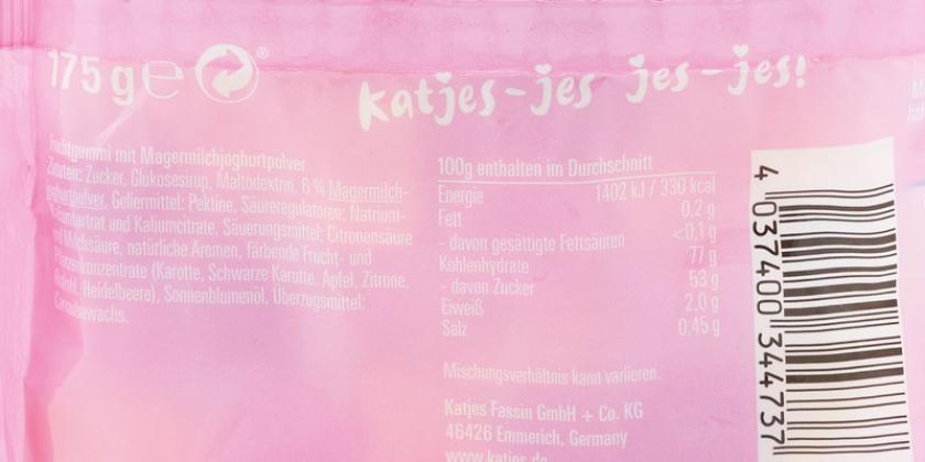 Die Auslobung der Katjes Yoghurt Gamus in weißer Schrift auf rosa Hintergrund.