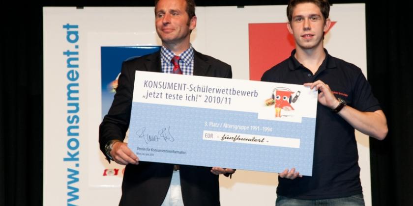 3. Platz, Altersgruppe 1991-1994: Soziale Netzwerke (Bild: Martina Draper)