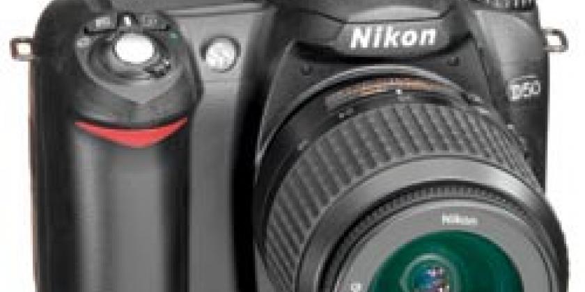 Digitalkamera Nikon D50 Kit DX 18-55mm ED