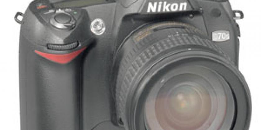 Nikon D70s + AF-S DX 18-70mm G IF-ED