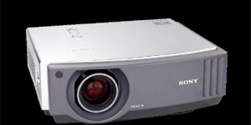 Sony VPL-AW 15 Beamer 04 Sony VPL-AW 15 Beamer 04