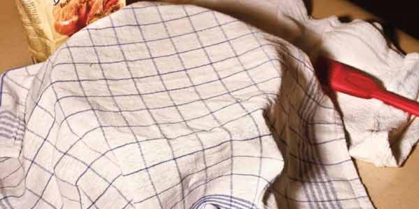 Brotbackmischungen im KONSUMENT-Test: fertigen Teig gehen lassen (Bild: E.Würth/VKI)