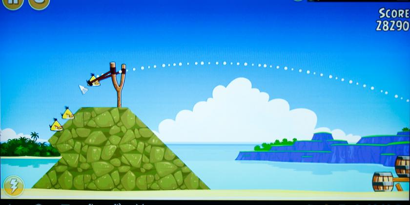 Angry Birds: Will man die Vögel abschießen, so sieht man nicht den ganzen Bereich wo man treffen soll (Bild: VKI/E. Würth)