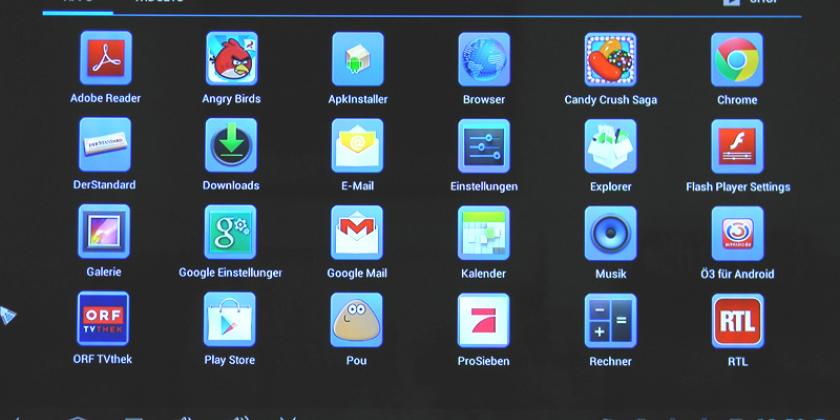 Desktop des App-Bereiches: Hier findet man alle Apps. Klickt man auf der rechten oder linken Seite des Bildschirms, so kann man sich bei den einzelnen Seiten der downgeloadeten Apps durchklicken (Bild: VKI/E. Würth)