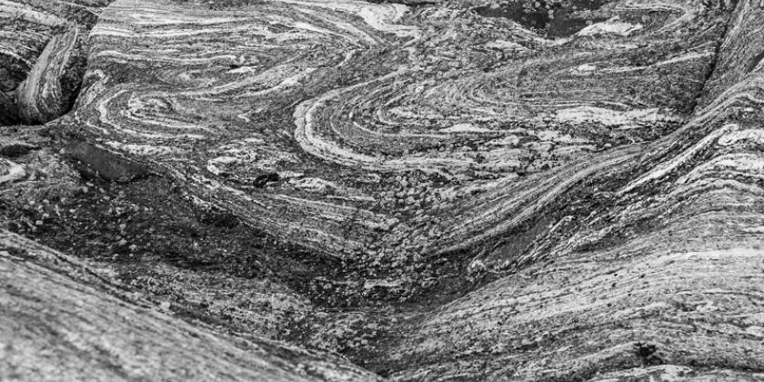 Stein schwarz-weiß (Foto: Müller/VKI)