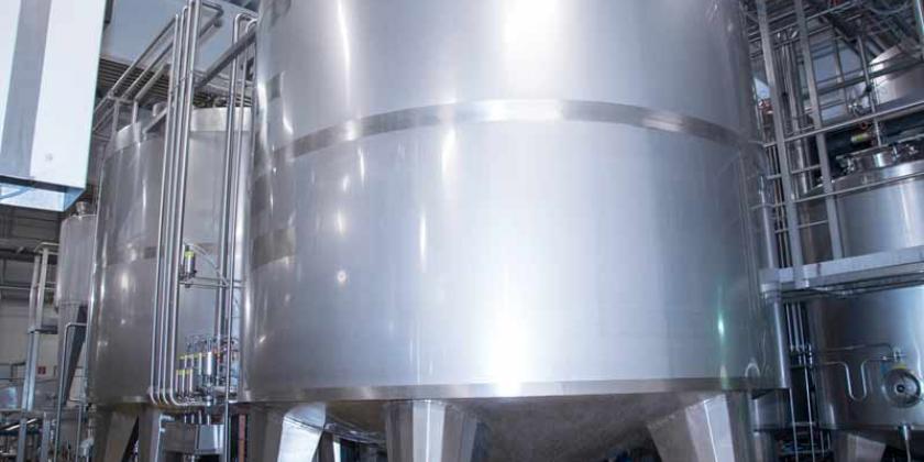 Buttererzeugung bei der NÖM: Reifung des Rahms (Foto: NÖM)