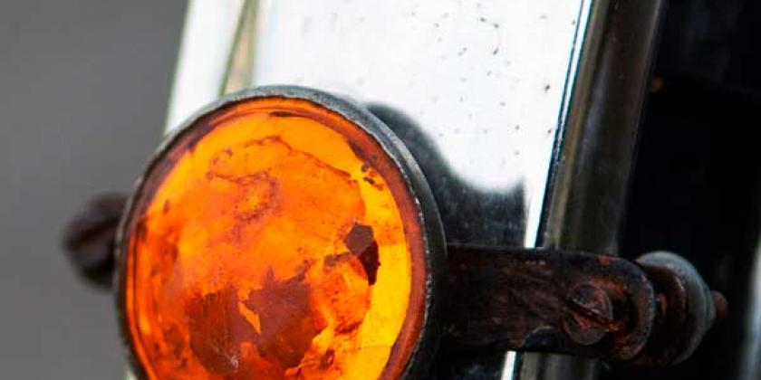 B 3 Makrofotografie Glasknopf Müller 600px Makroaufnahme eines Glasknopfes (Bild: Wenzel MÜller)