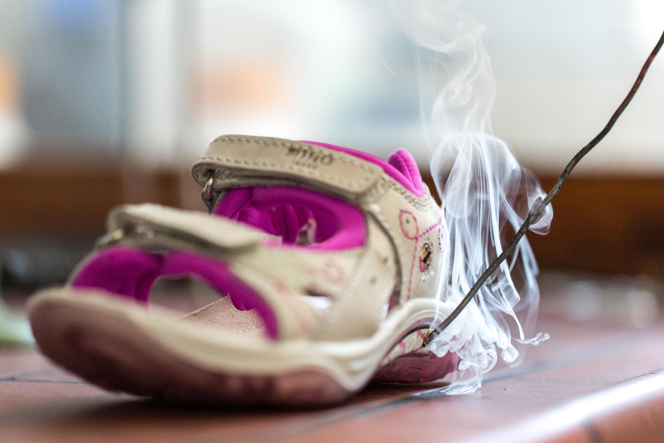 Schadstoffprüfung bei Kinderschuhen