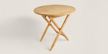 runder Naturholztisch