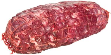 roher Hirschrollbraten im Netz