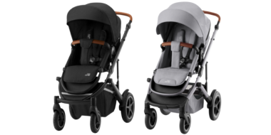 ein dunkler und ein heller Kinderwagen