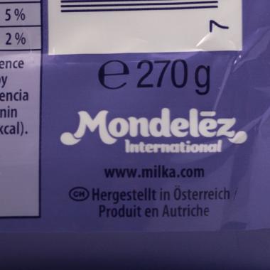 Milka Ganze Haselnüsse: 270 g-Tafel; Bild: VKI