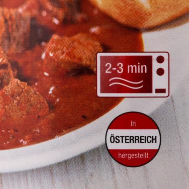 Auf Nachfrage erfuhren wir, das Rindfleisch werde vorrangig in Österreich, bei Engpässen in der EU eingekauft. (Bild: VKI)