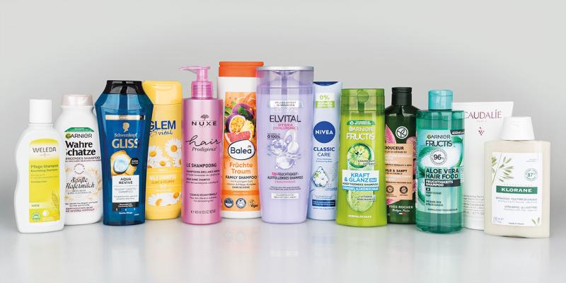 Gruppenbild unserer Shampoos im Test - Wir untersuchen: Welches Shampoo ist das beste?