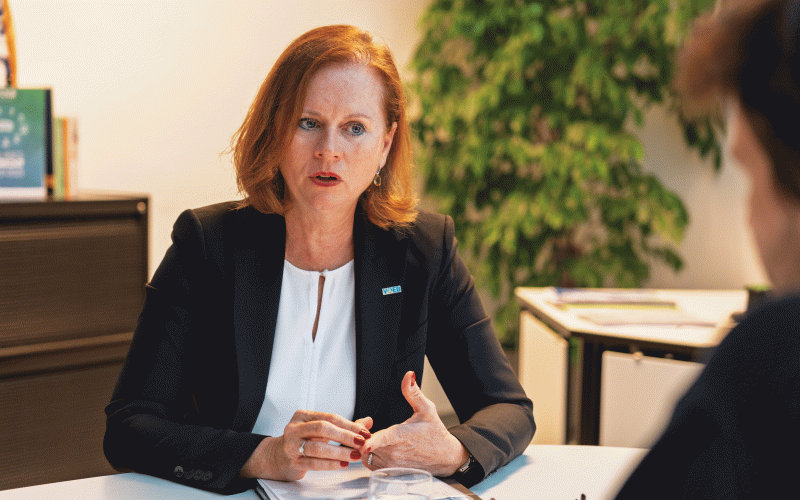 VOEB Präsidentin Gabriele Jüly im Interview.