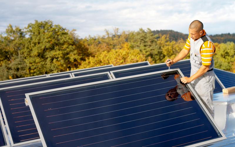 Montage von Solarkollekoren