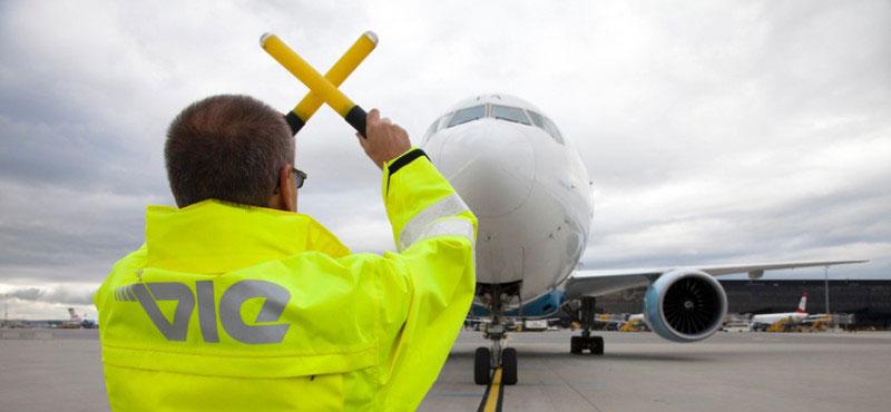 Fluglotse am Flughafen Wien